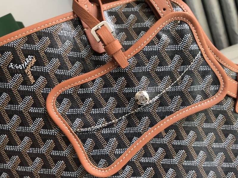 Goyard Pet Bags